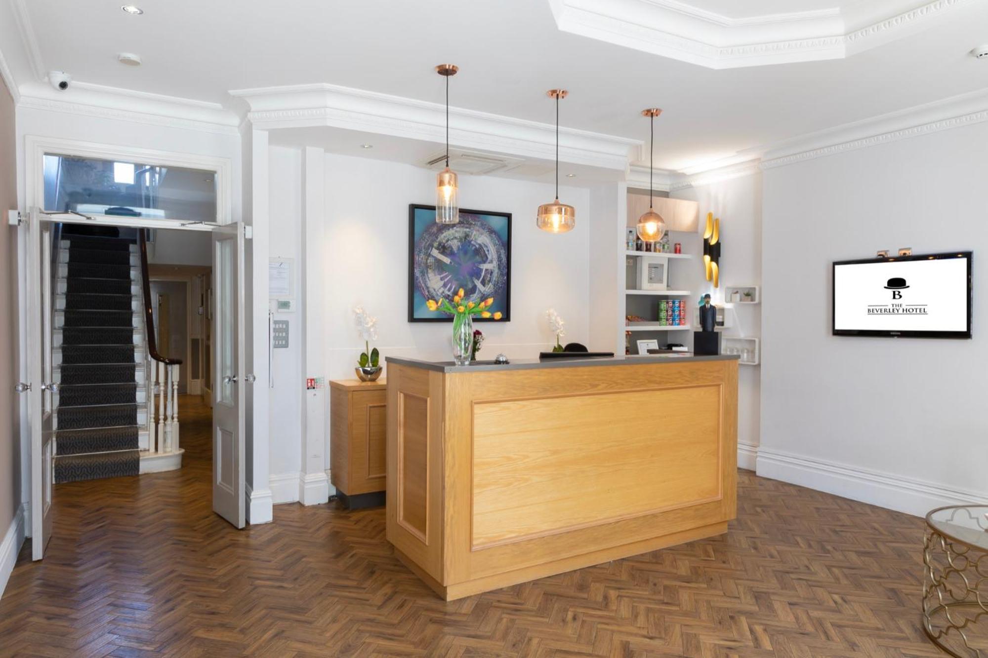 The Beverley Hotel London - Victoria Ngoại thất bức ảnh